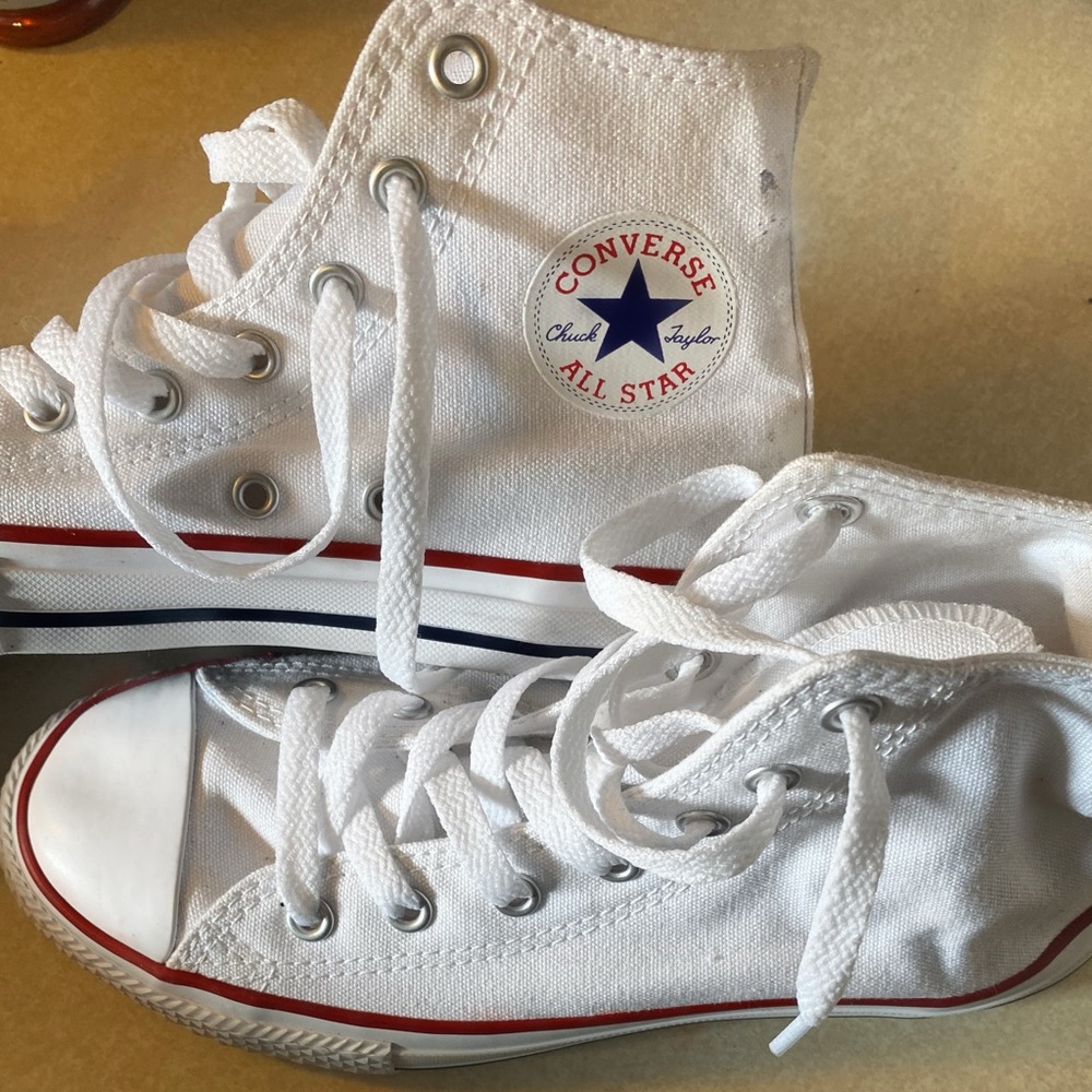High top converse - Picture 2 of 3